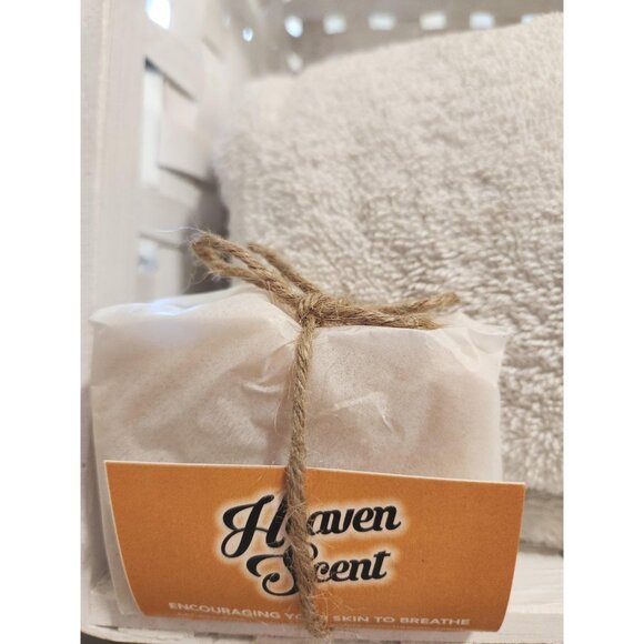 Handmade Coconut Oil & Anise Soap – Natural Essential Oils, Vegan 3 Pack - Picture 2 of 10